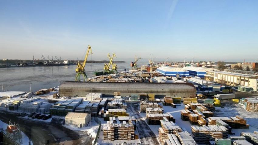 Грузооборот Рижского порта в январе уменьшился на 14,6%