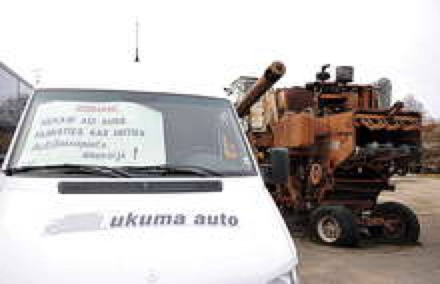 Сельские автобусники не хотят пересаживаться на комбайны.