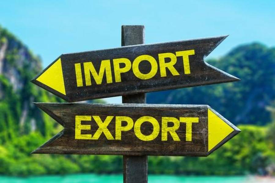 Экспорт латвийских товаров за семь месяцев вырос на 0,4%, импорт - на 1%