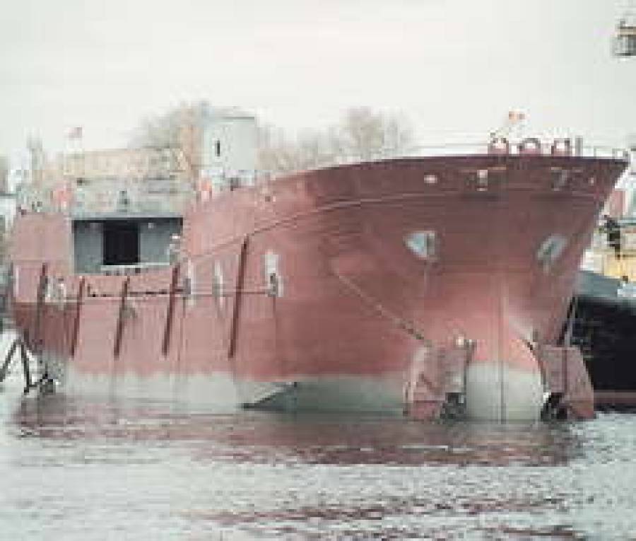 К концу 2002 года на воду спустят 18 новых судов