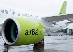 C 2 января "airBaltic" отменила 36 рейсов на маршруте в Амстердам