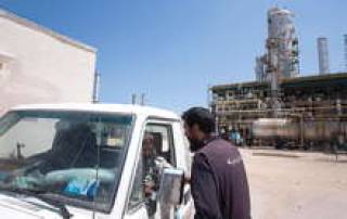 Итальянская компания Eni возобновила работу в Ливии.