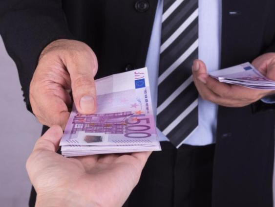 В Латвии стремительно вырос уровень средней зарплаты. Удивитесь!